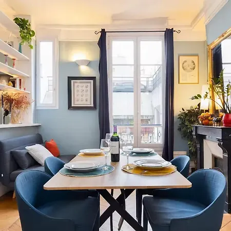 Apartment Moderne A Pres Des Champs-elysees