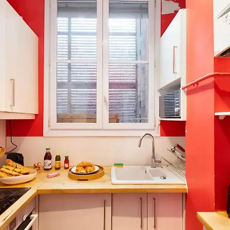 Moderne A Pres Des Champs-elysees Apartment Paris